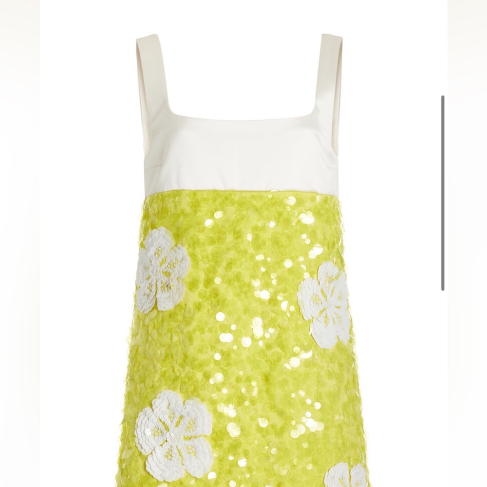 DES_PHEMMES

Exclusive Sequined Satin Mini Dress